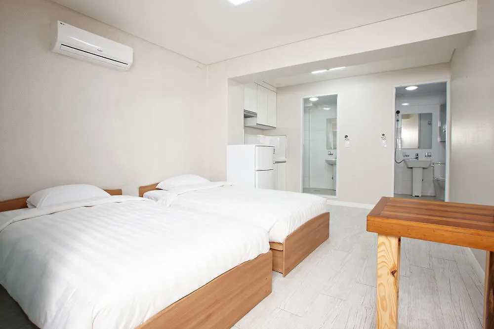Kstar Stay Residence Hoehyun - Hostel Szöul 2*,