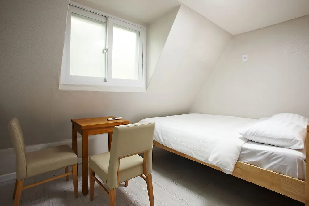 Kstar Stay Residence Hoehyun - Hostel Szöul Szálloda